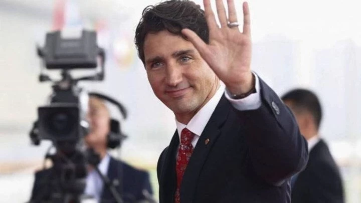 Όργιο φημών ότι ο Τζάστιν Τριντό είναι γιος του Φιντέλ Κάστρο (βίντεο)